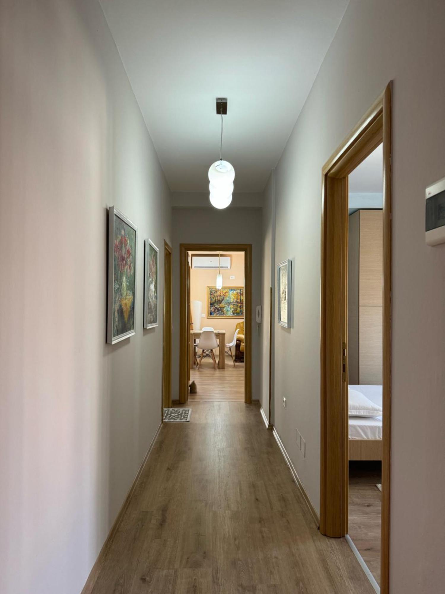 Era'S Apartment Tirana Zewnętrze zdjęcie